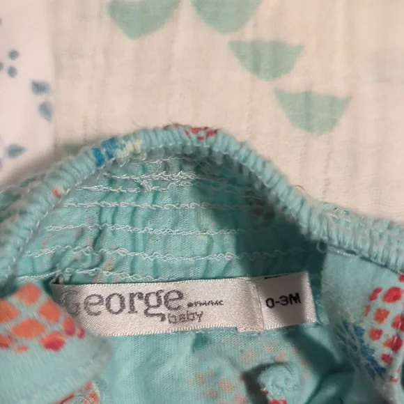 Two onesies - Picture 5 of 5